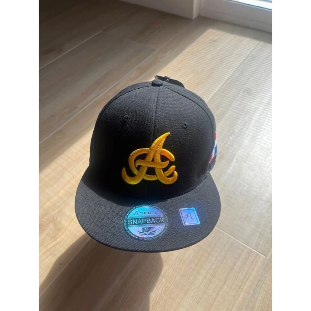 Baseball Cap - Picture 2 of 10